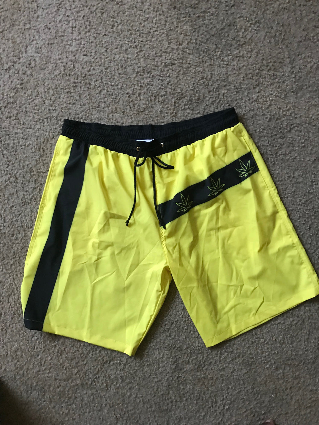 Yellow Kush trunks